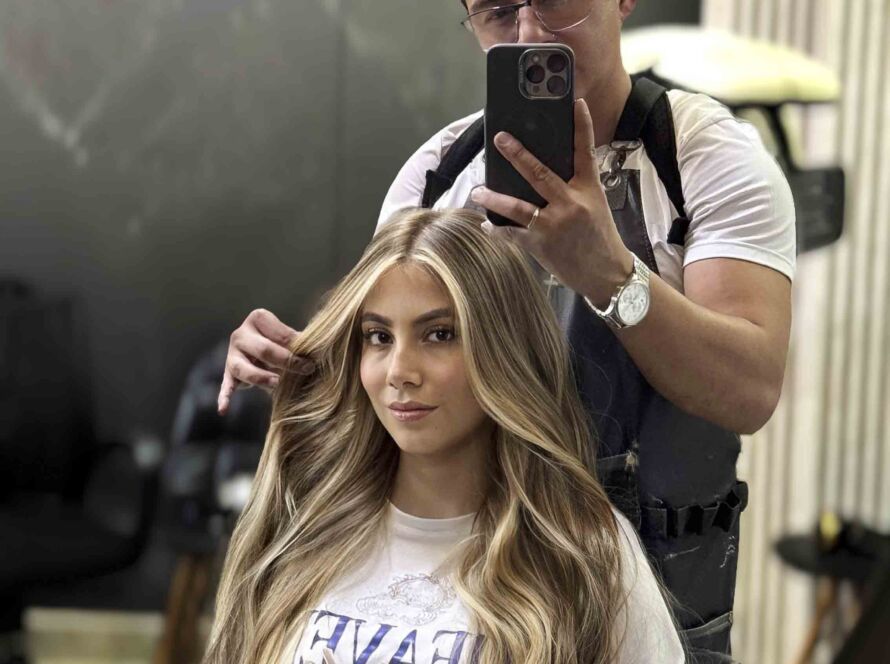 Resultado de balayage caramelo y miel en Santo Domingo de los Tsáchilas